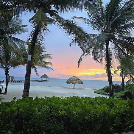 Xanadu Island Resort サン・ペドロ エクステリア 写真
